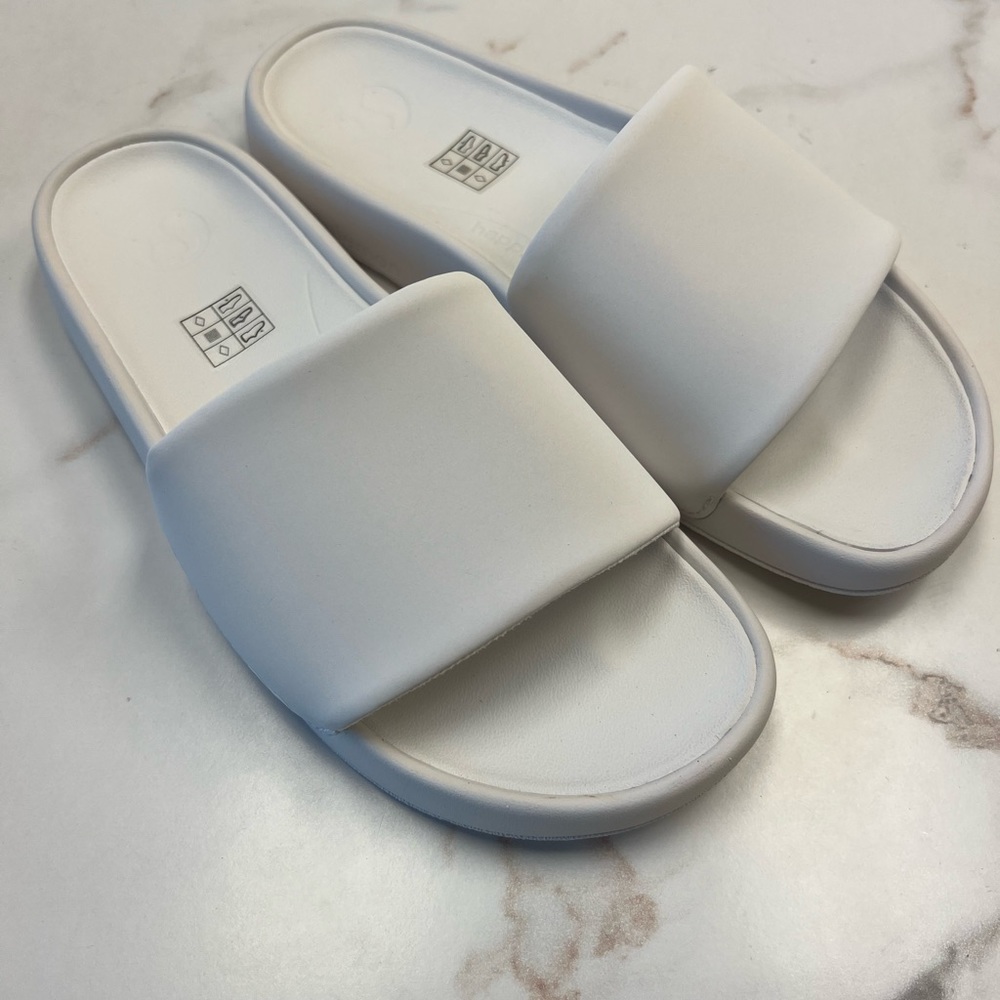 π Lululemon Restfeel Slide Sandal Slipper White NEW Size 7 - Picture 5 of 14